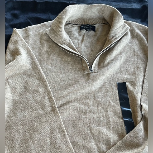 Banana Republic Merino Wool 3/4 zip sweater - Picture 3 of 3